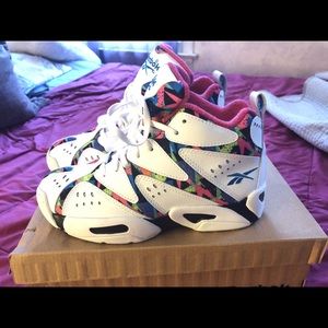 NEVER WORN. Reebok kamikaze I.